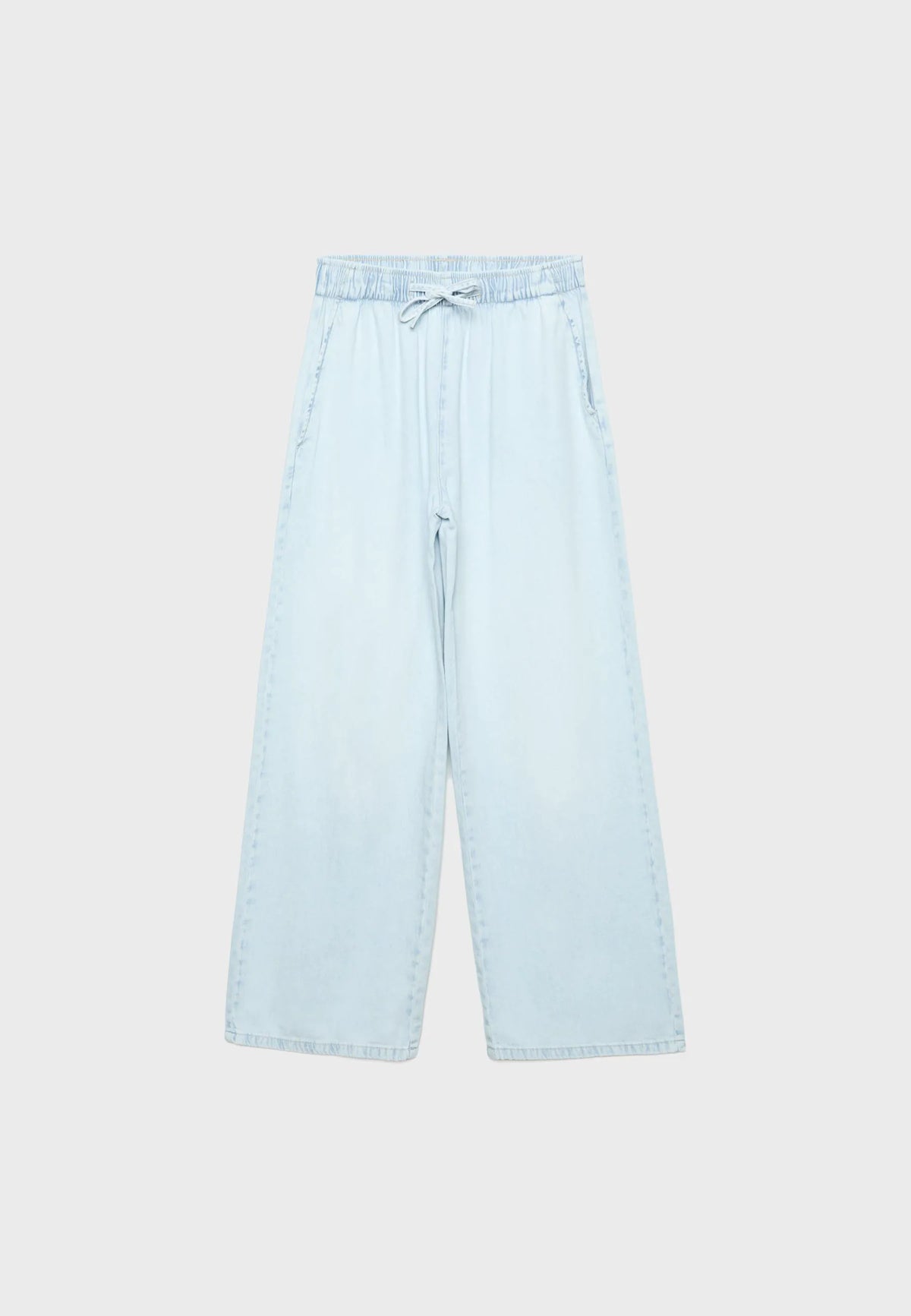 MEDIUM LIGHT BLUE DENIM