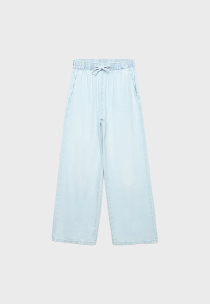 MEDIUM LIGHT BLUE DENIM
