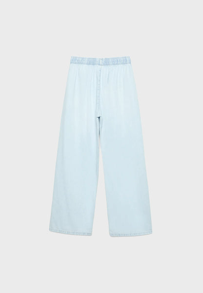 MEDIUM LIGHT BLUE DENIM