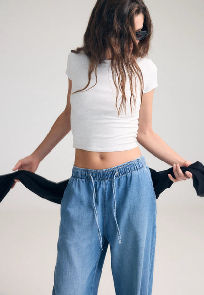 MEDIUM BLUE DENIM