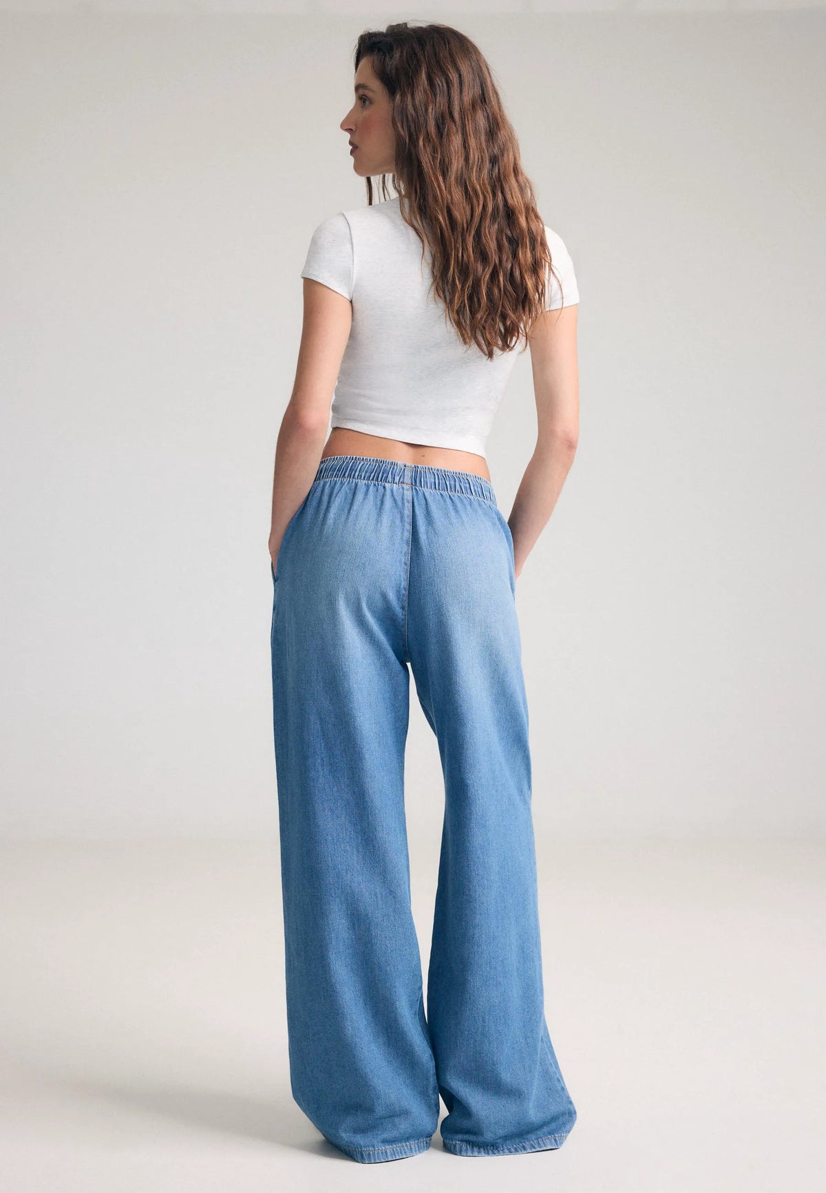 MEDIUM BLUE DENIM