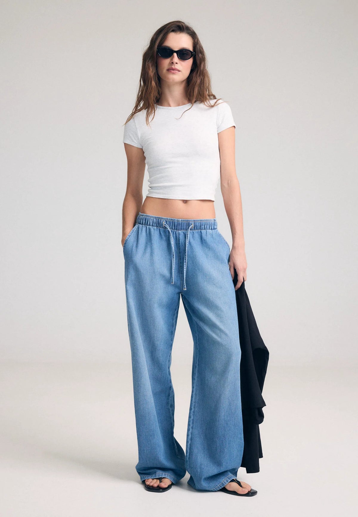 MEDIUM BLUE DENIM