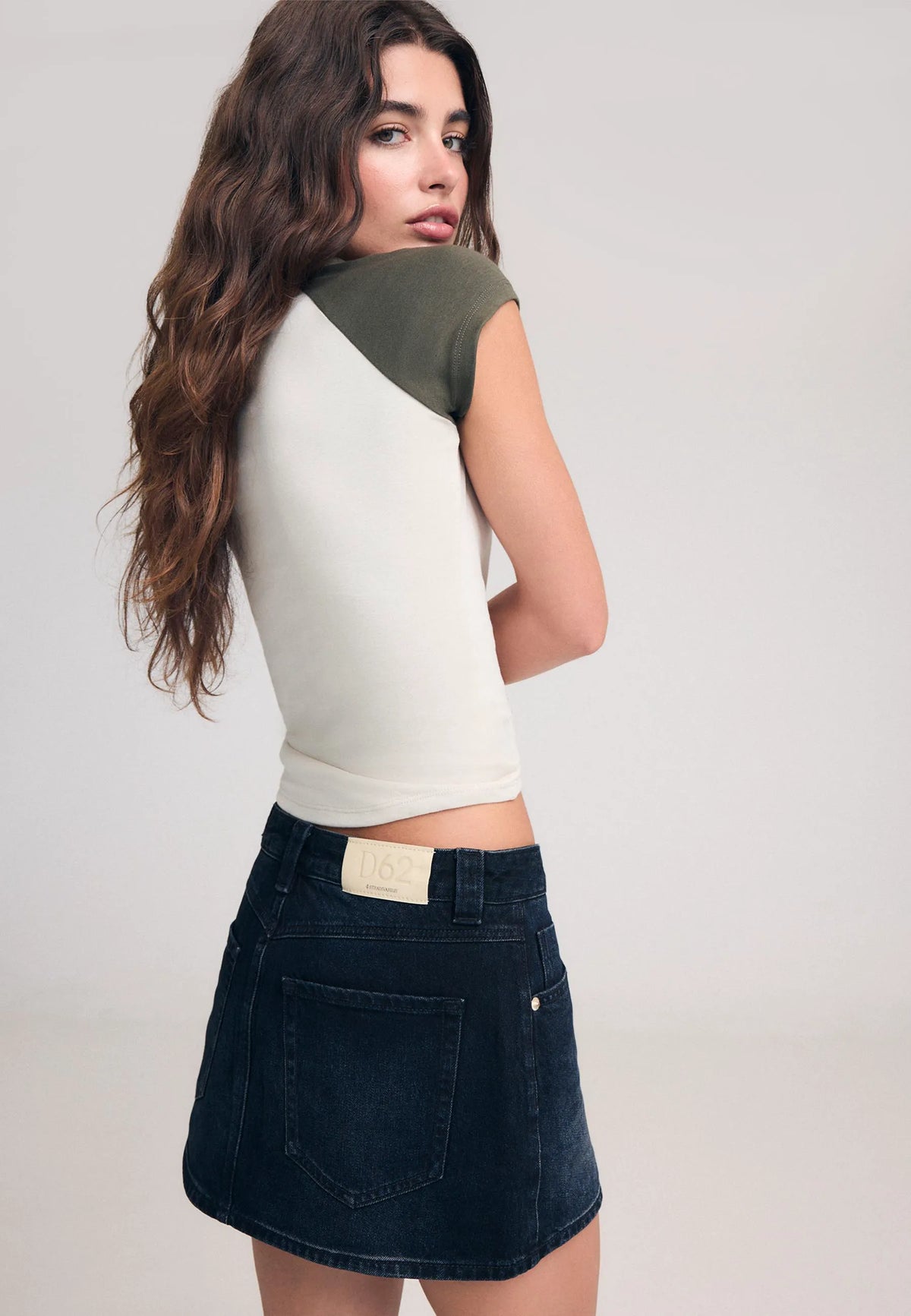 LIGHT GREY DENIM WASH