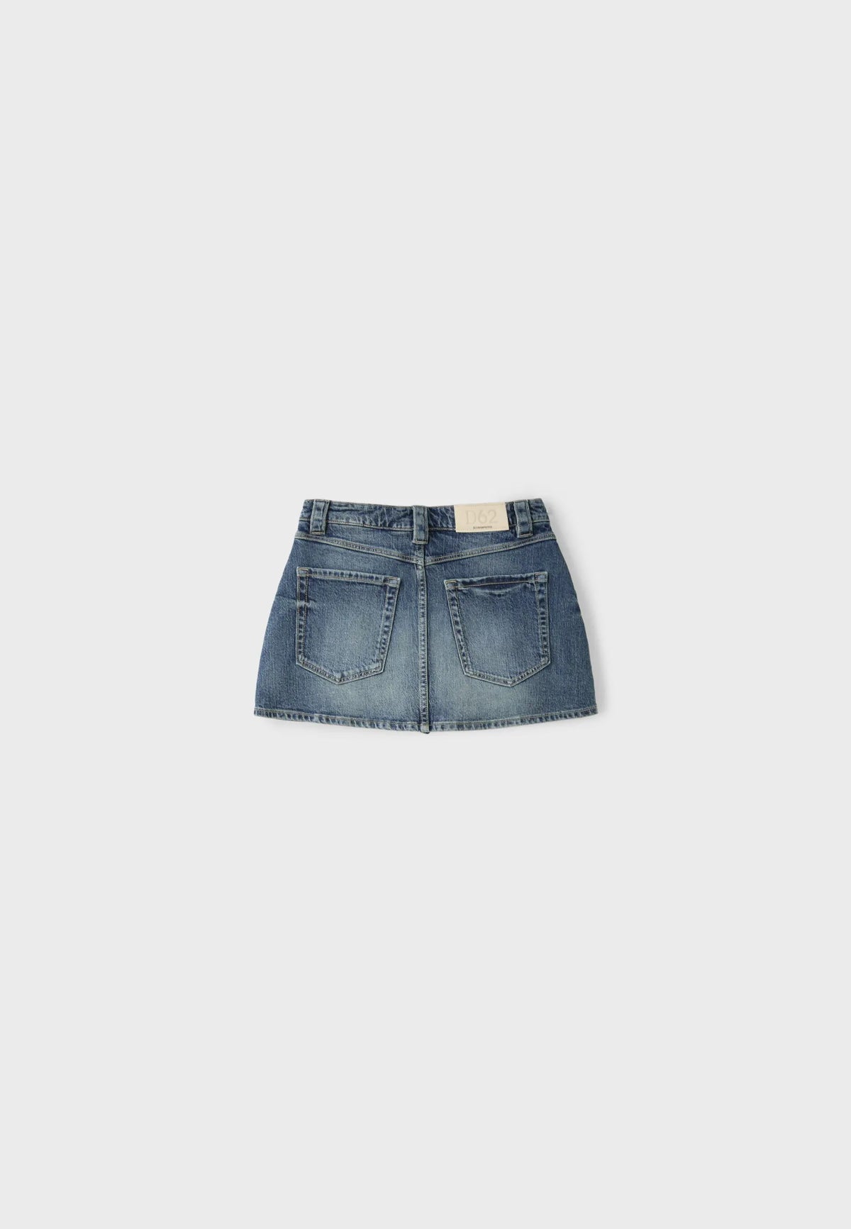 MEDIUM BLUE DENIM