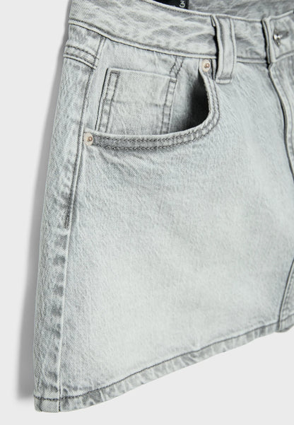 DARK GREY DENIM WASH