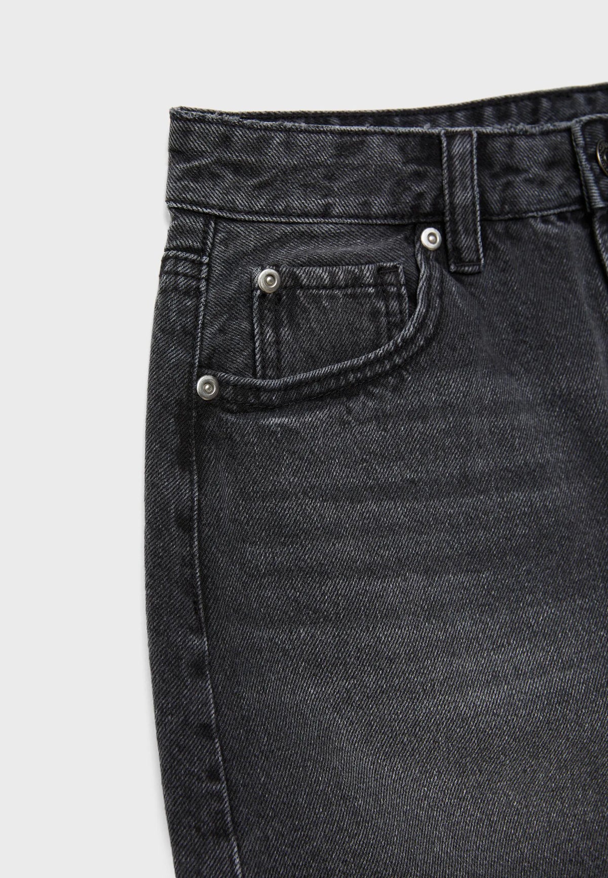 BLACK DENIM WASH
