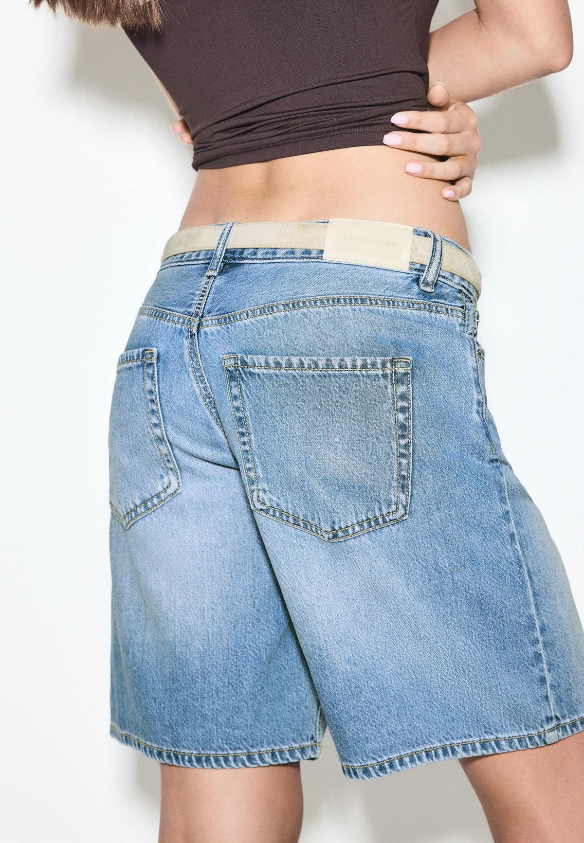 MEDIUM BLUE DENIM