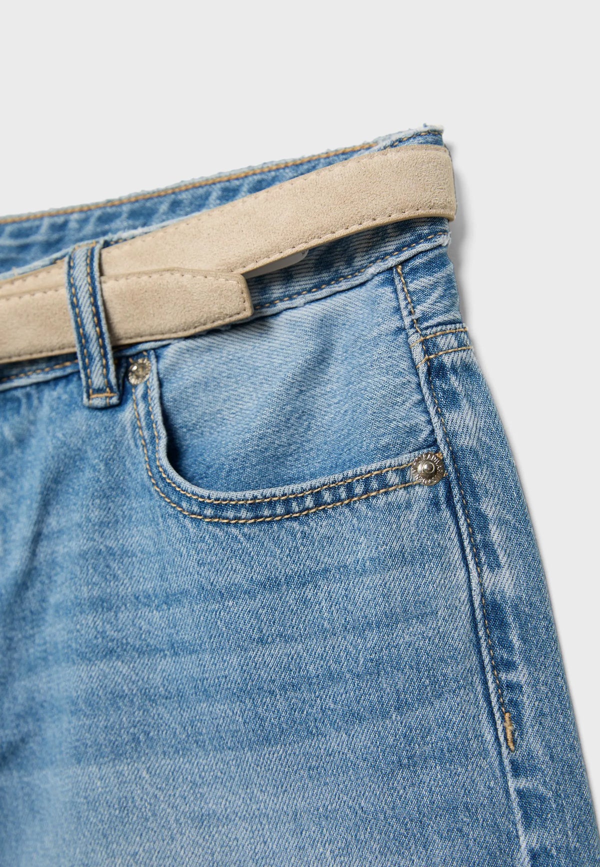 MEDIUM BLUE DENIM