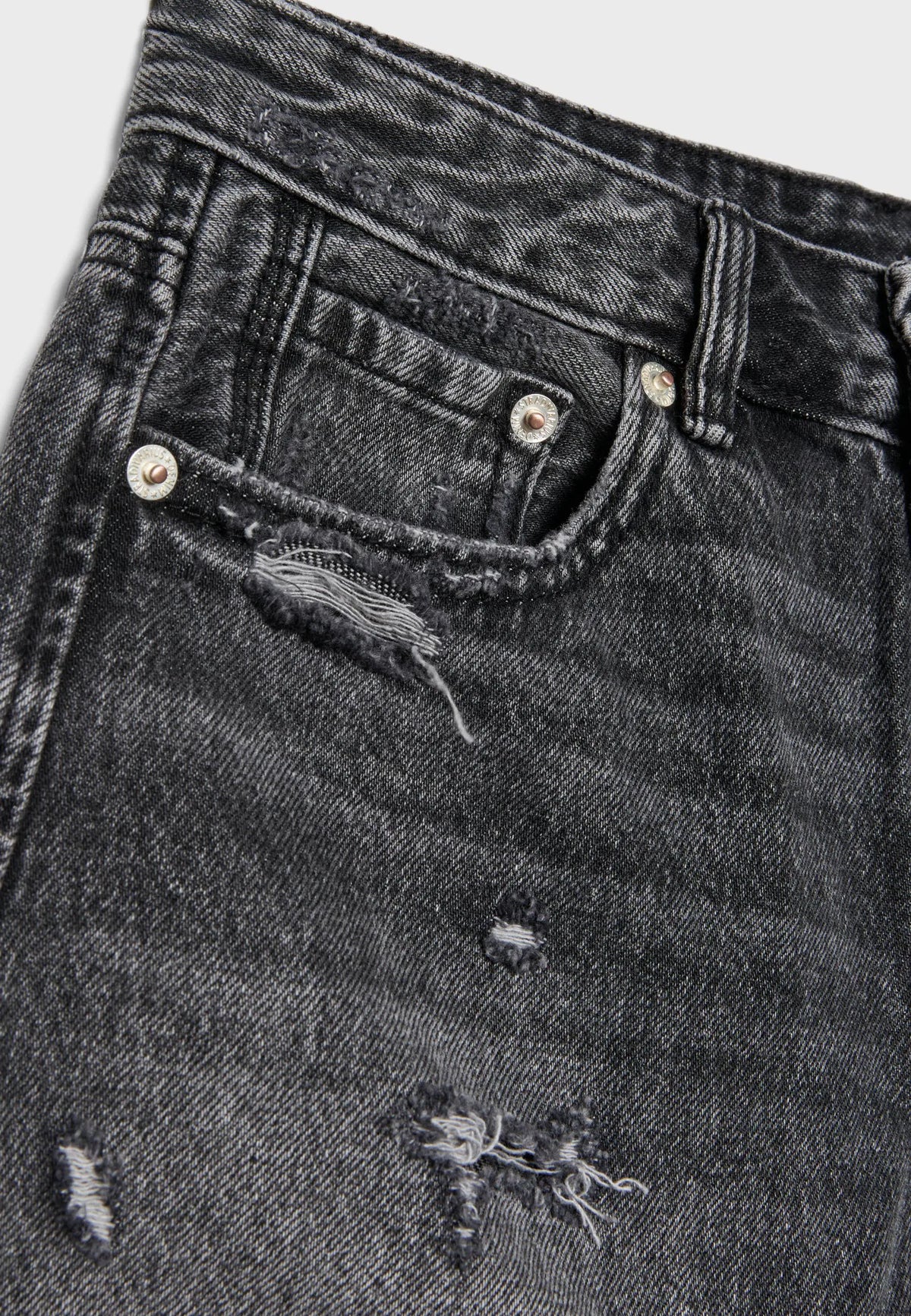 BLACK DENIM WASH