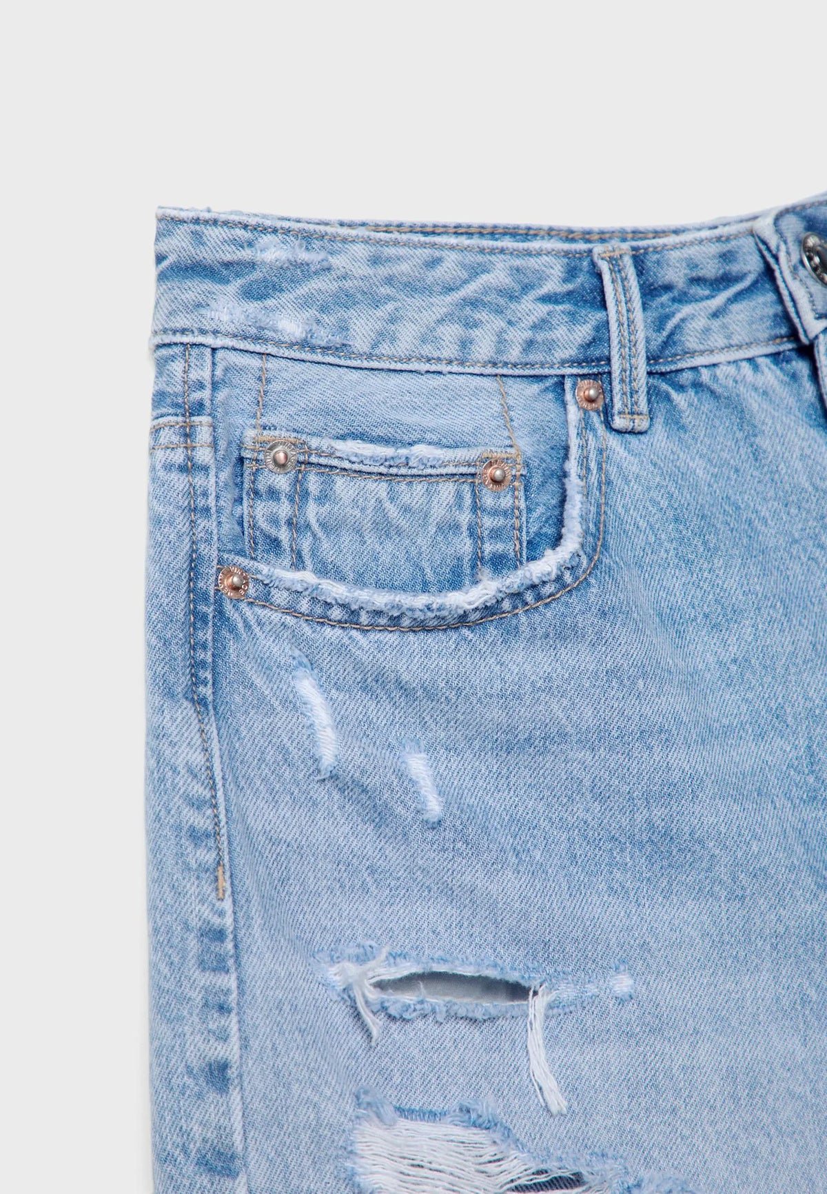 MEDIUM LIGHT BLUE DENIM
