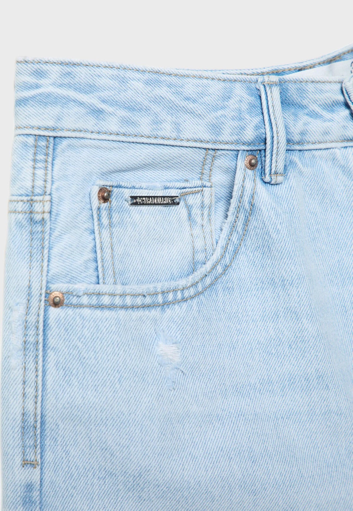 MEDIUM LIGHT BLUE DENIM