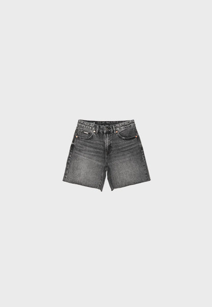 BLACK DENIM WASH