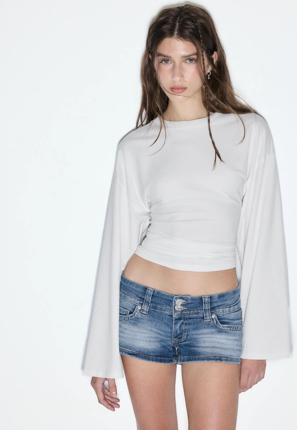 MEDIUM BLUE DENIM