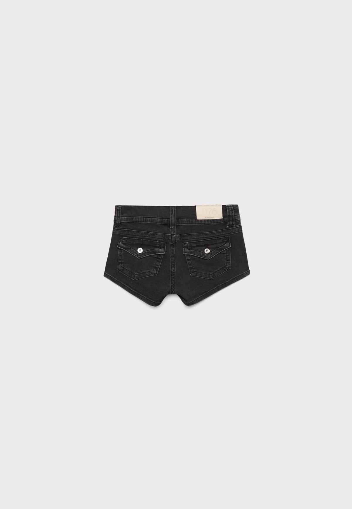 BLACK DENIM WASH