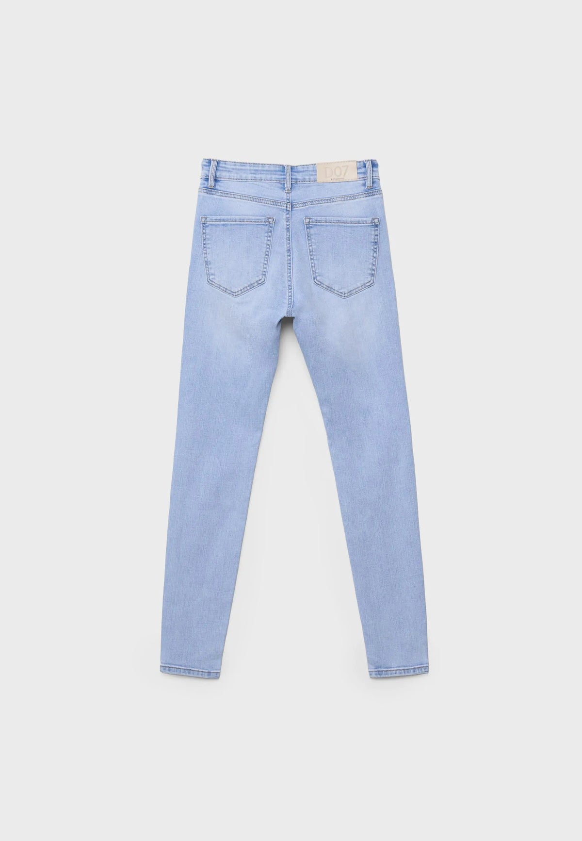 MEDIUM LIGHT BLUE DENIM