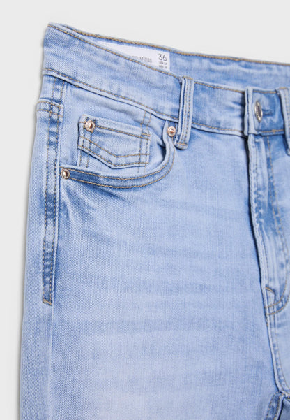 MEDIUM LIGHT BLUE DENIM