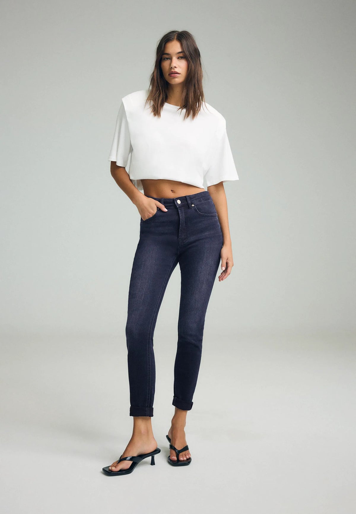 LIGHT GREY DENIM WASH
