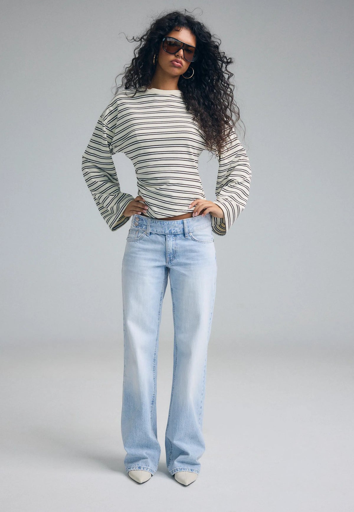 MEDIUM LIGHT BLUE DENIM