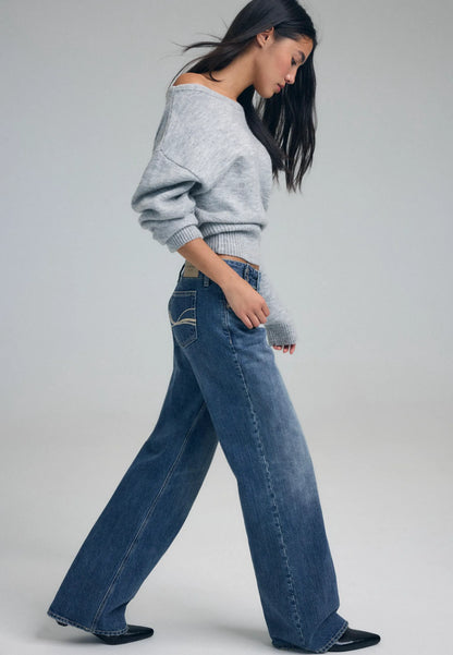 MEDIUM DENIM WASH