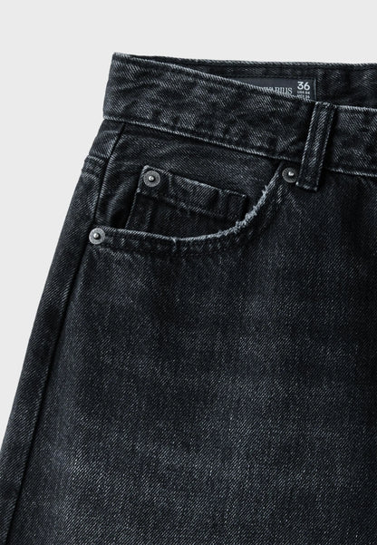 BLACK DENIM WASH