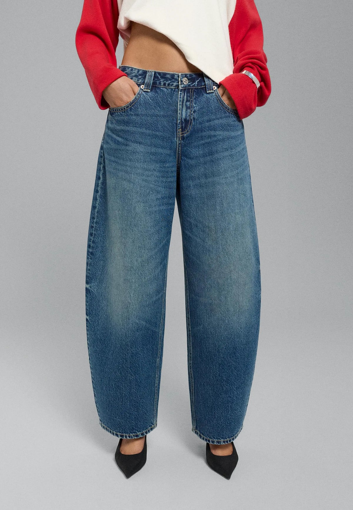 MEDIUM DENIM WASH