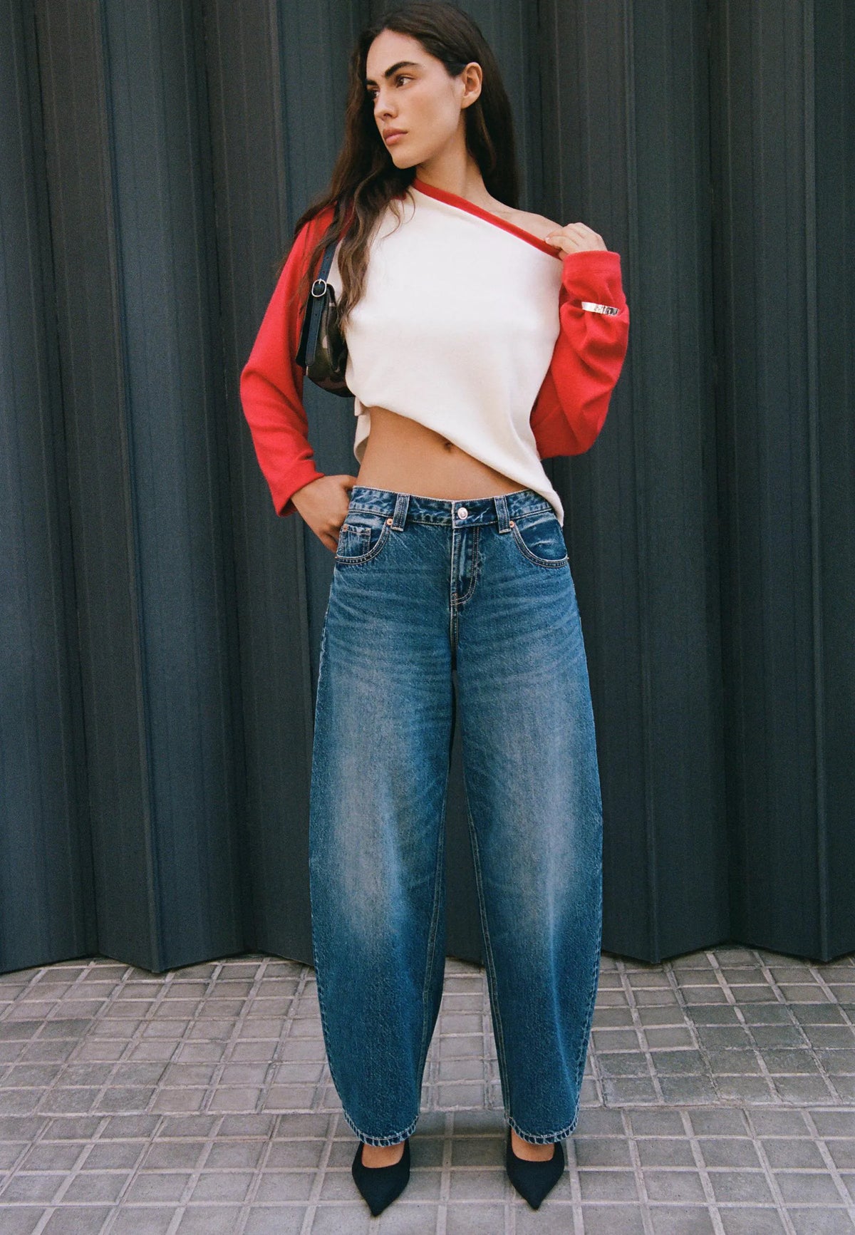 MEDIUM DENIM WASH