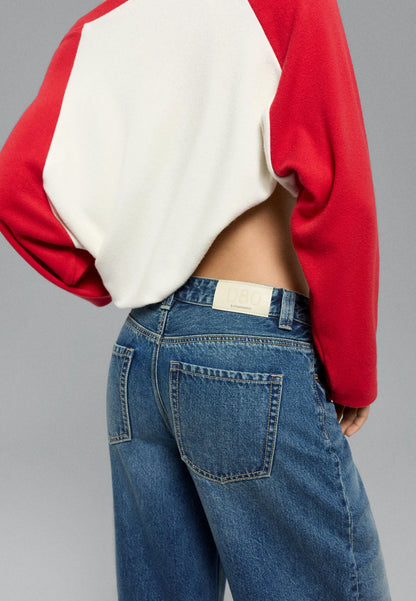 MEDIUM DENIM WASH