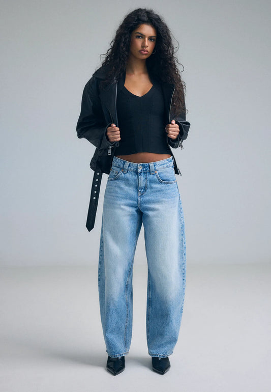 MEDIUM BLUE DENIM