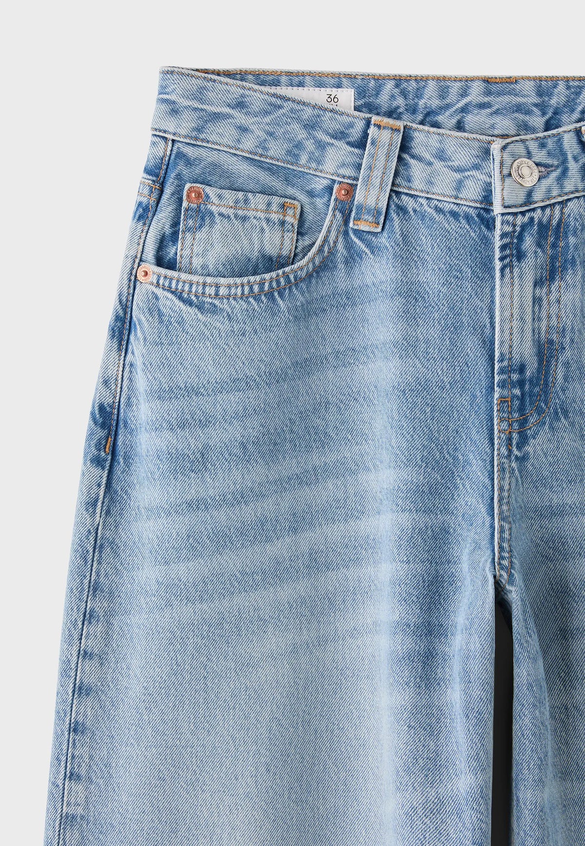 MEDIUM BLUE DENIM