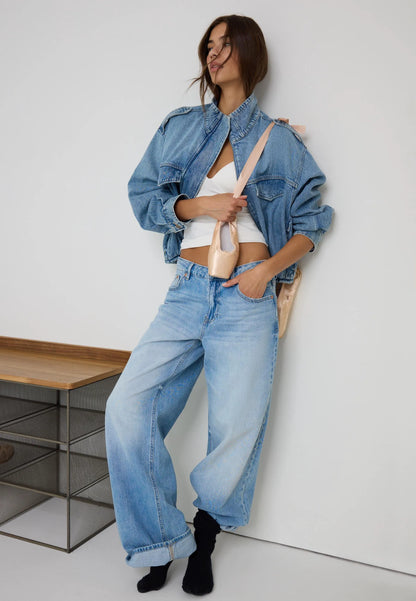 MEDIUM LIGHT BLUE DENIM
