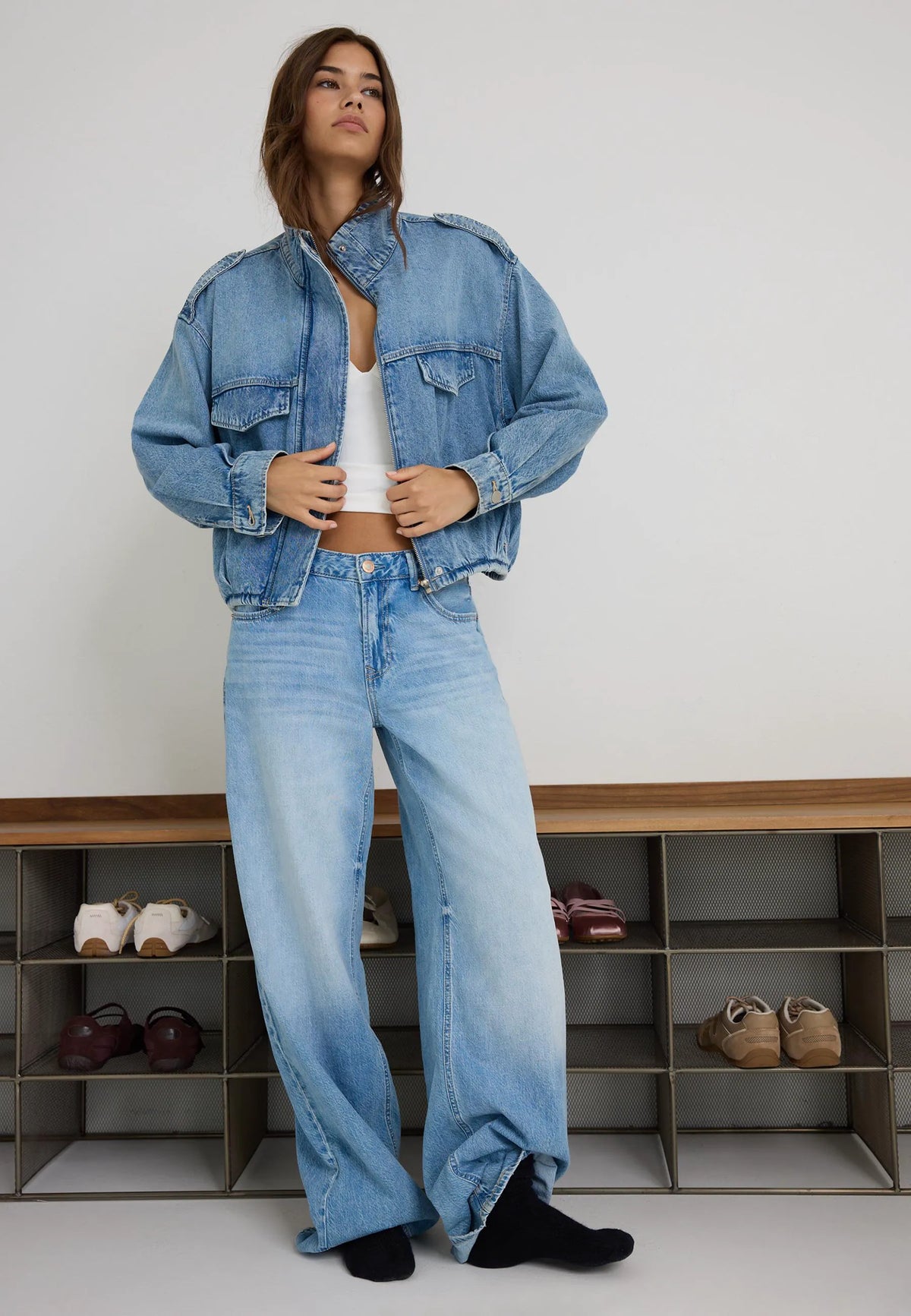 MEDIUM LIGHT BLUE DENIM