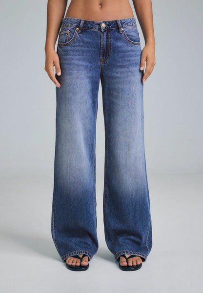MEDIUM BLUE DENIM