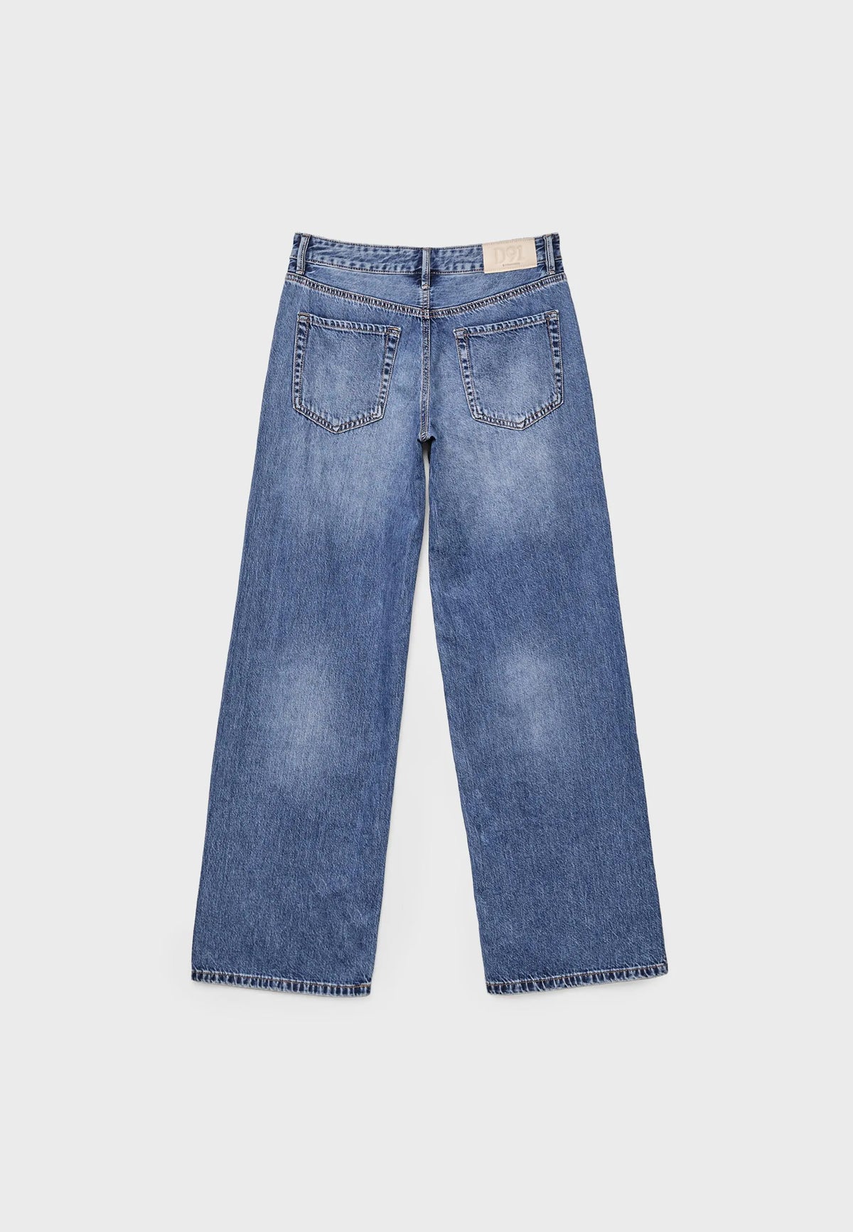 MEDIUM BLUE DENIM