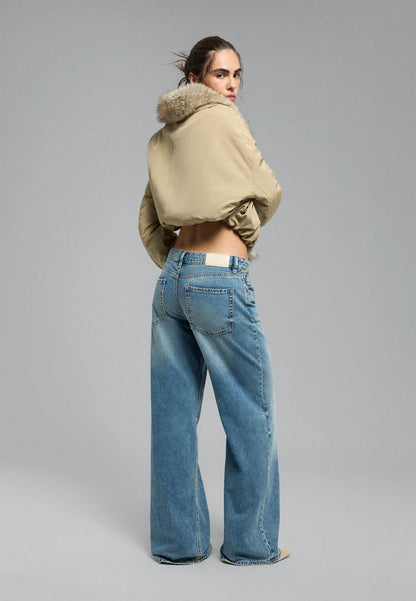 MEDIUM DENIM WASH
