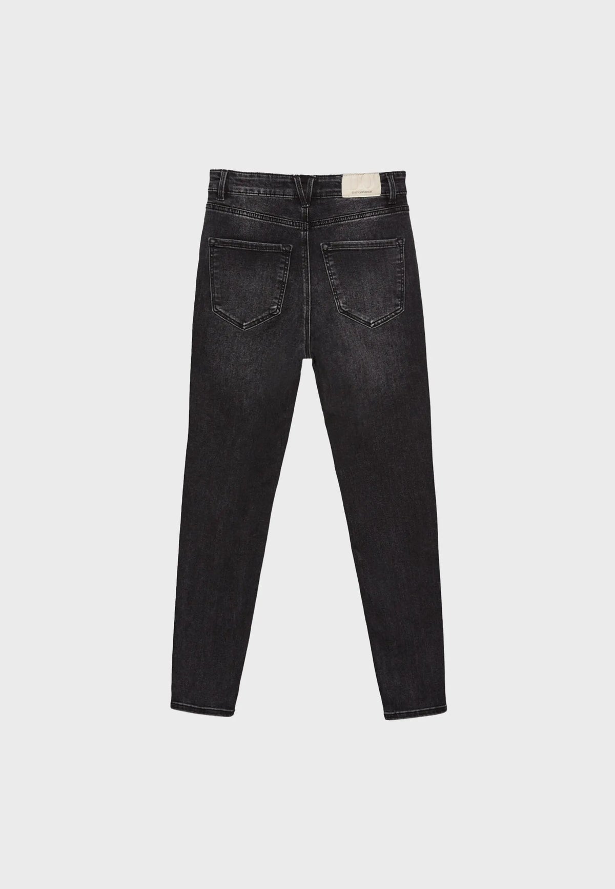 BLACK DENIM WASH