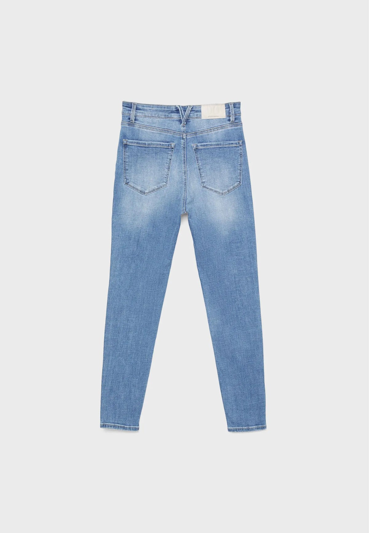MEDIUM BLUE DENIM