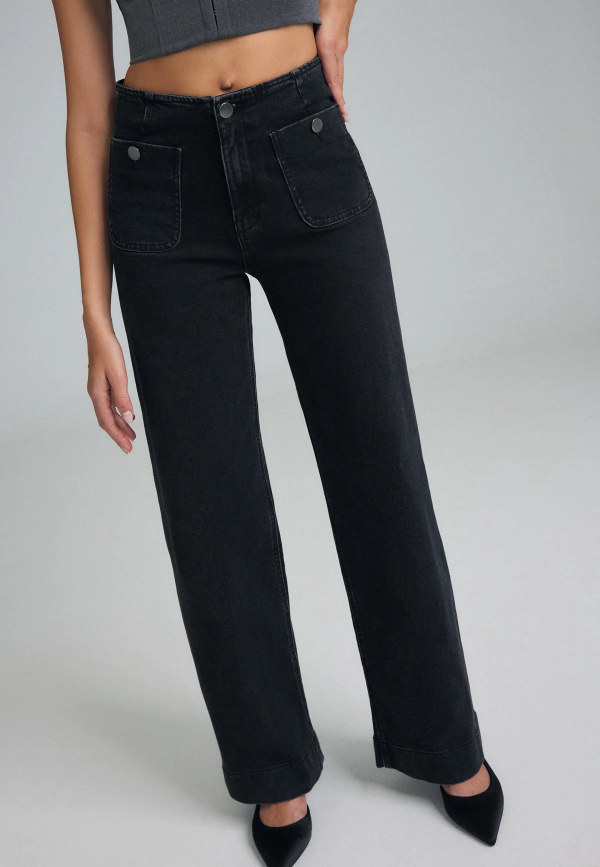 BLACK DENIM RINSE WASH