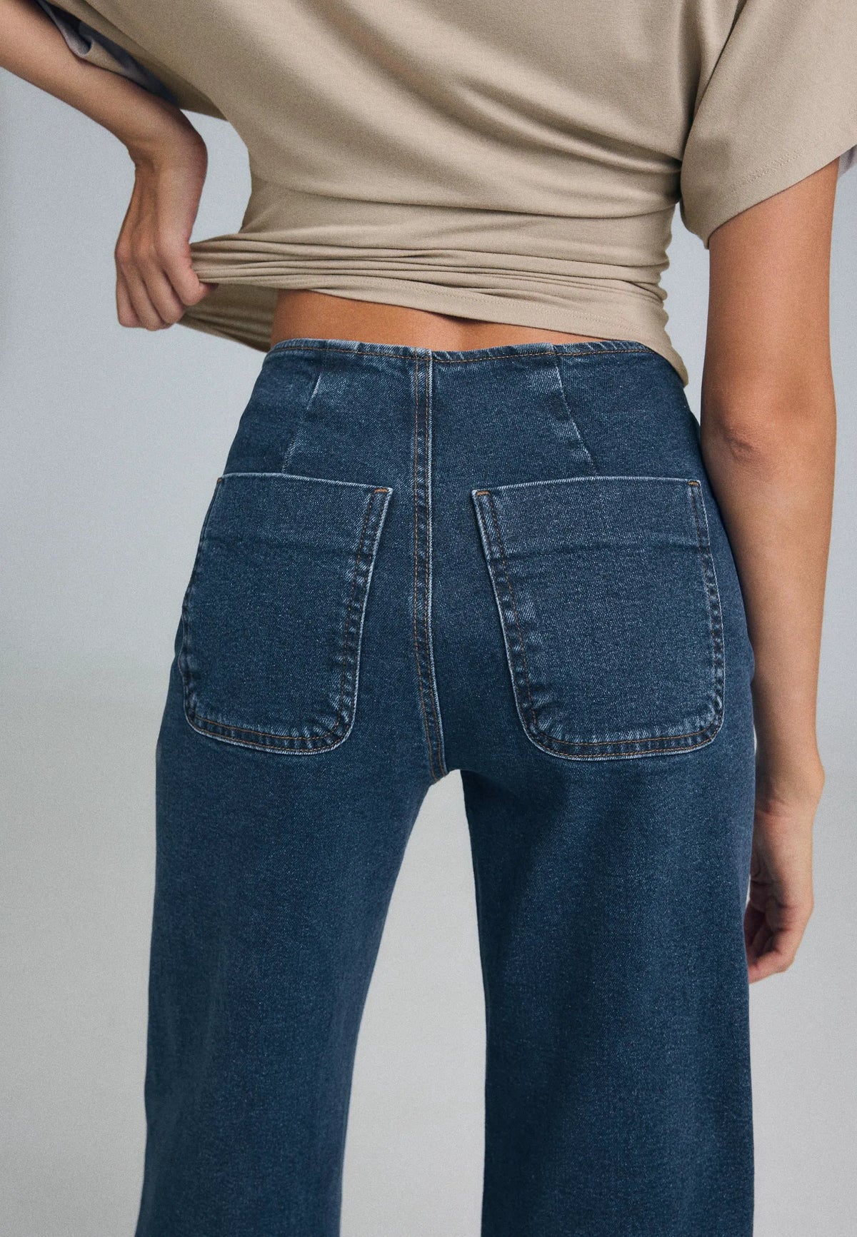 MEDIUM BLUE DENIM
