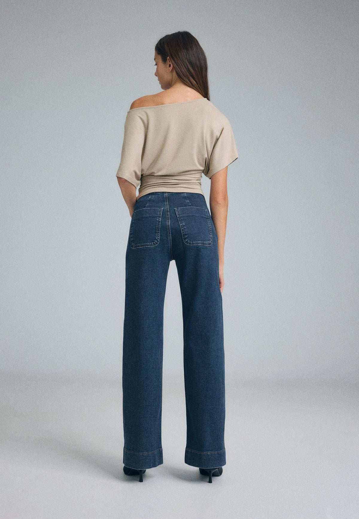MEDIUM BLUE DENIM