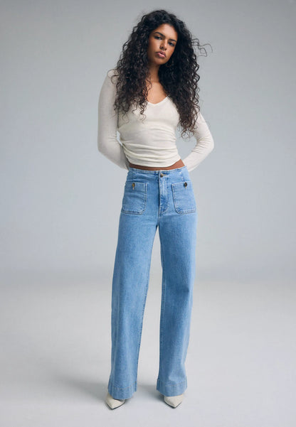 MEDIUM LIGHT BLUE DENIM