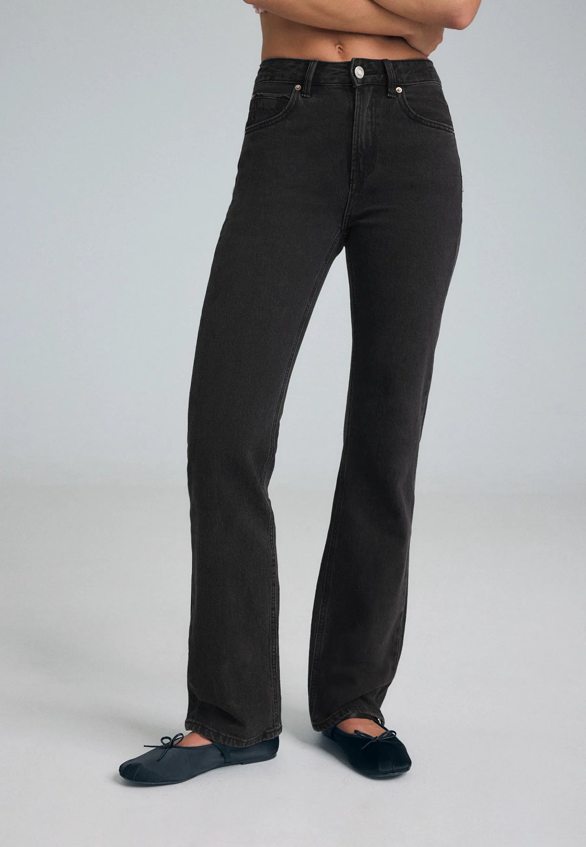 BLACK DENIM WASHED EFFECT