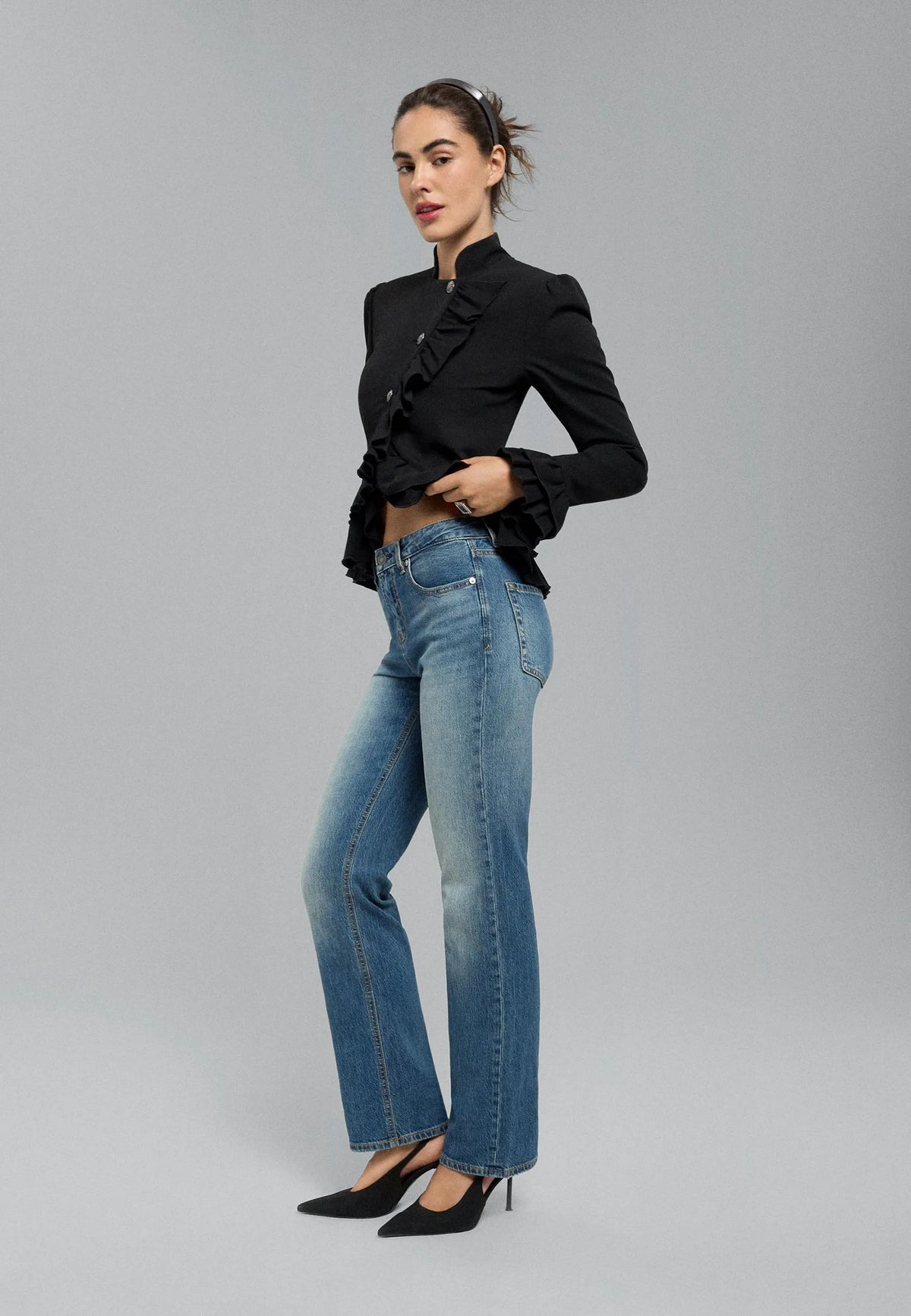 MEDIUM BLUE DENIM