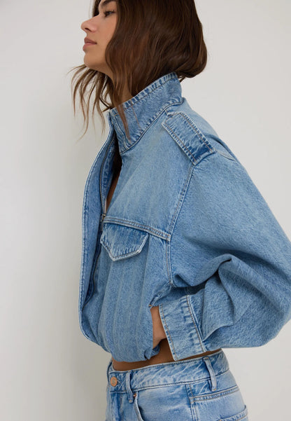 MEDIUM LIGHT BLUE DENIM