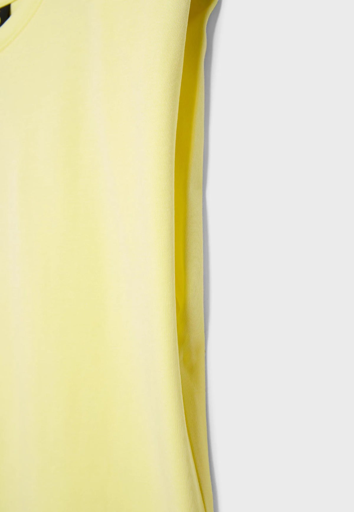 Pastel yellow