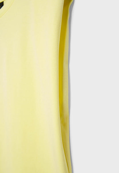 Pastel yellow