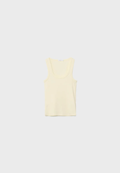 Pastel yellow