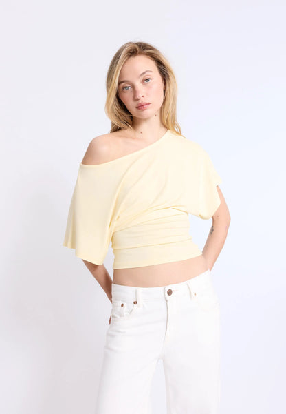 Pastel yellow