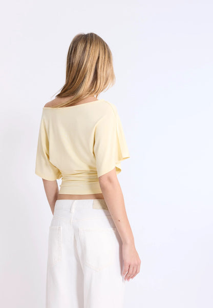 Pastel yellow