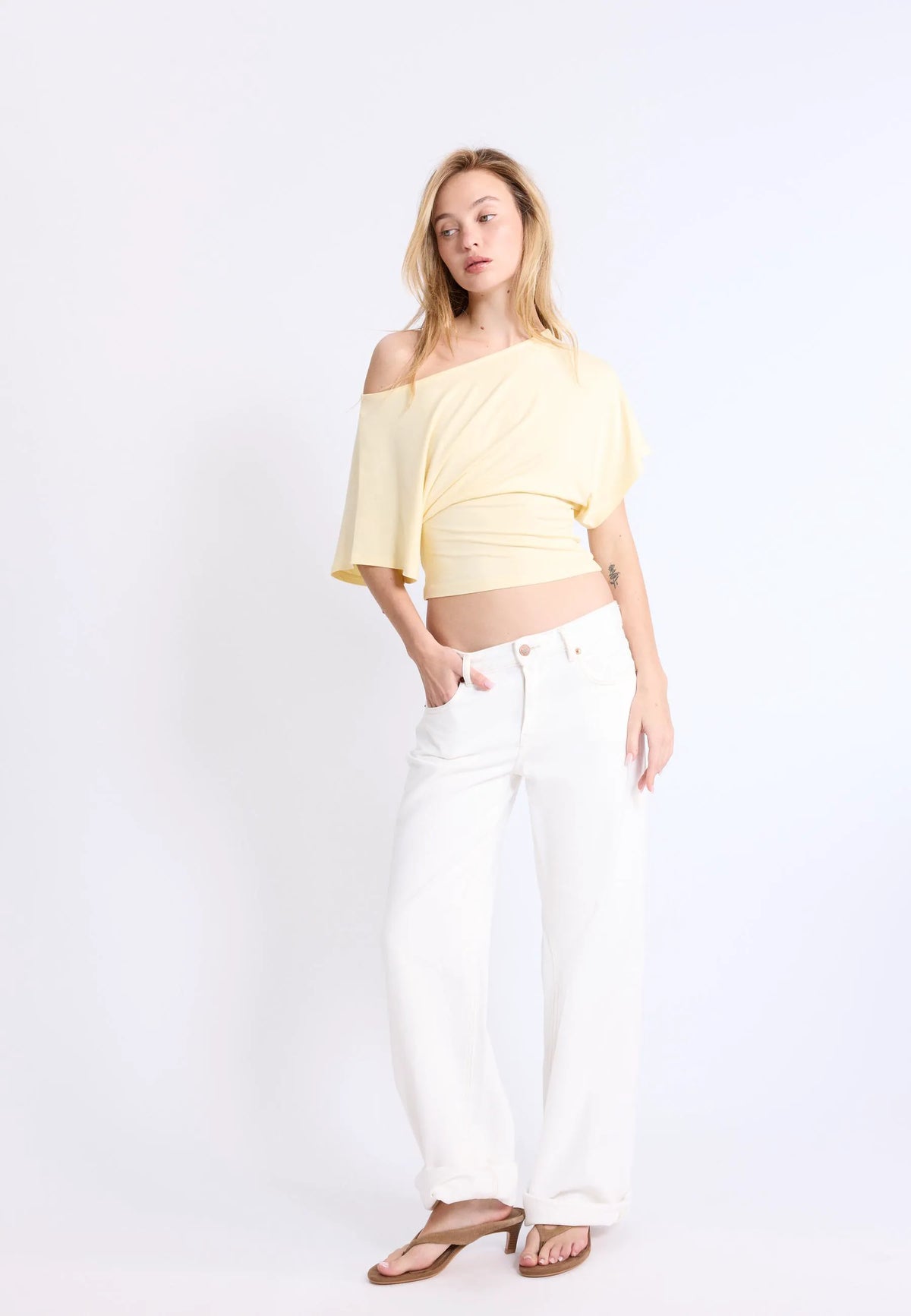 Pastel yellow