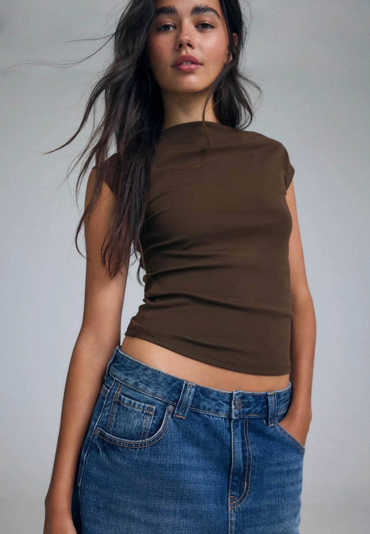 MEDIUM DENIM WASH